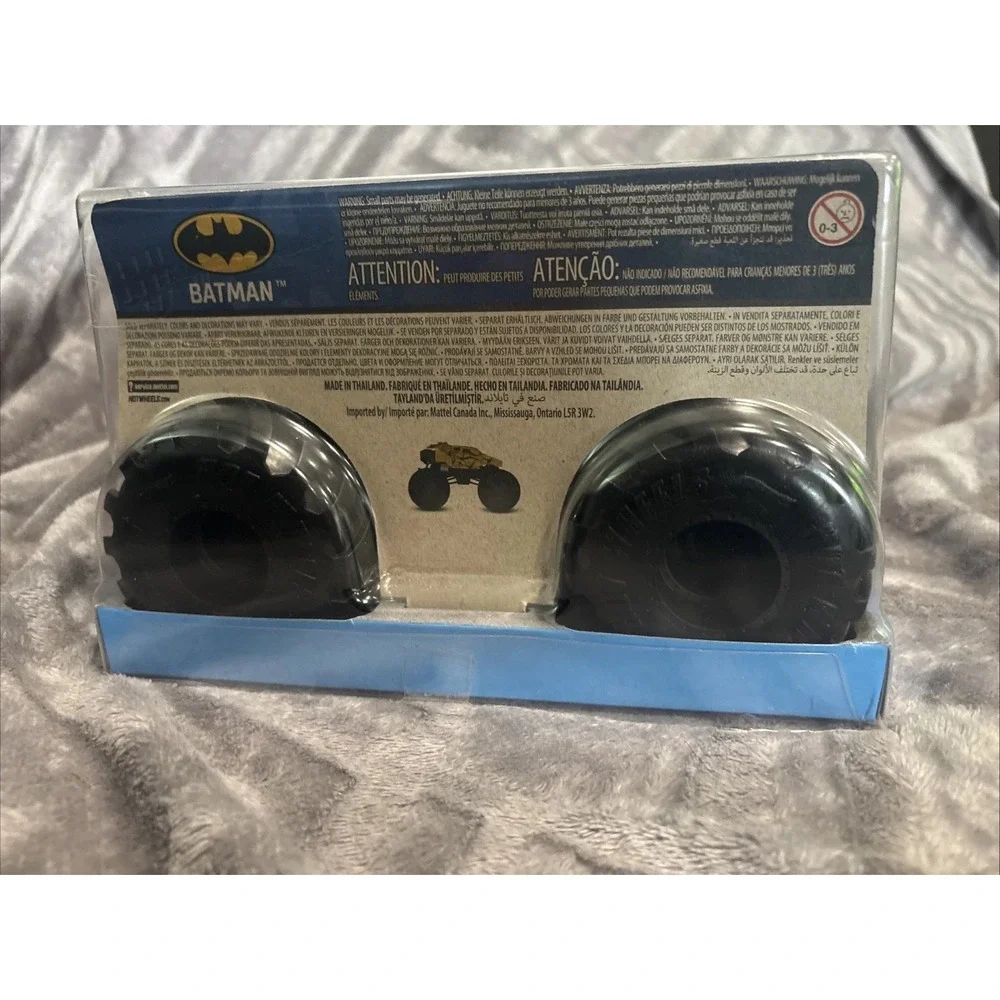HOT WHEELS CAMOUFLAGE BATMAN MONSTER TRUCKS 1:24 DIE CAST METAL BODY NEW‎ 2024